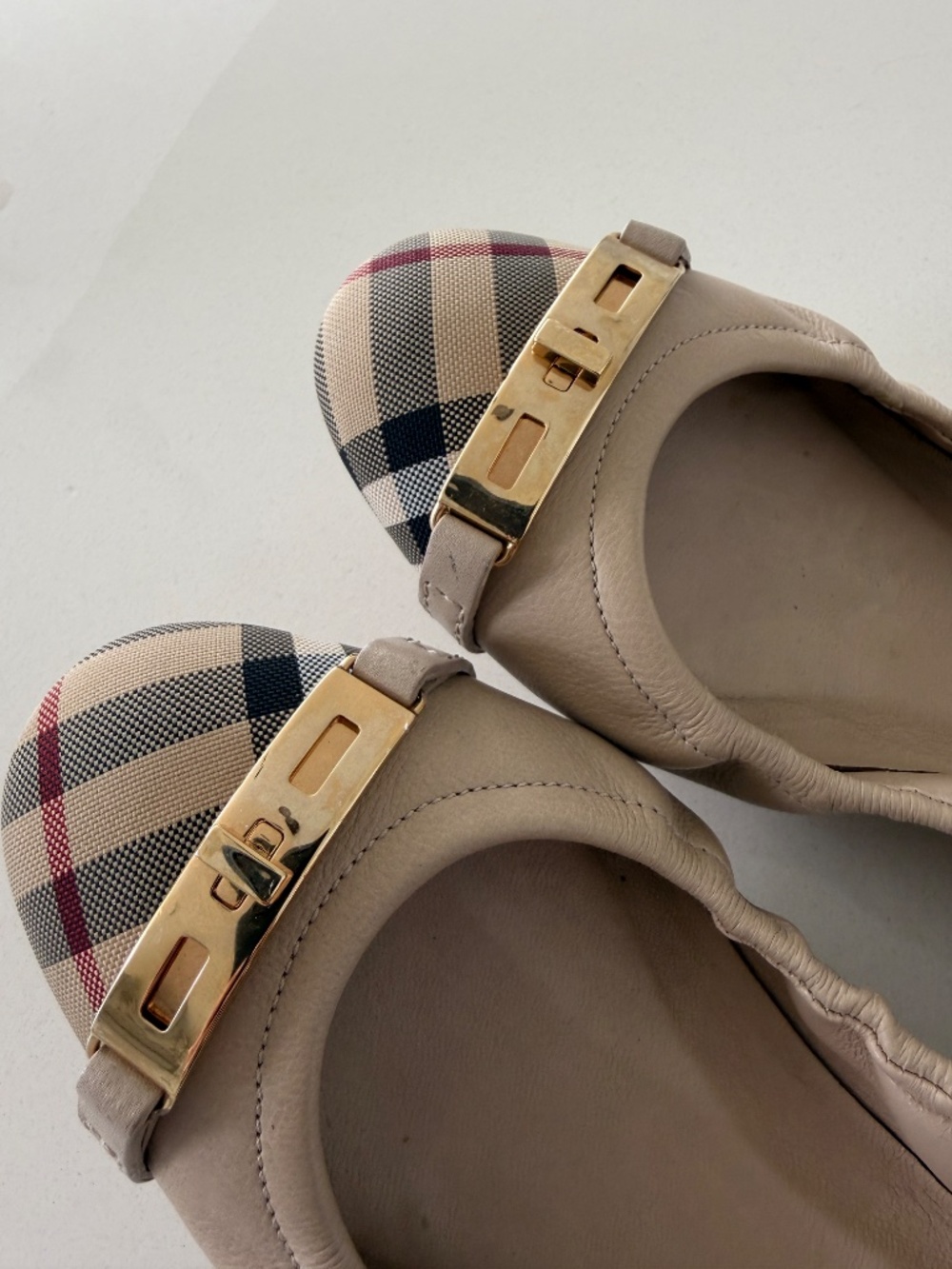 Burberry Nova Check Pattern Leather Ballet Flats in Nude, Women's IT 38 - Picture 2 of 5